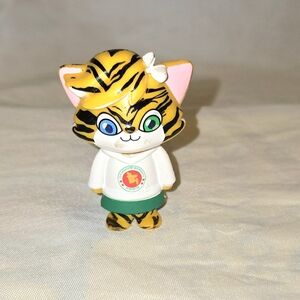 Ryans World Mystery Micro 2" Figure World Tour Bengal Lexa Tiger Figure